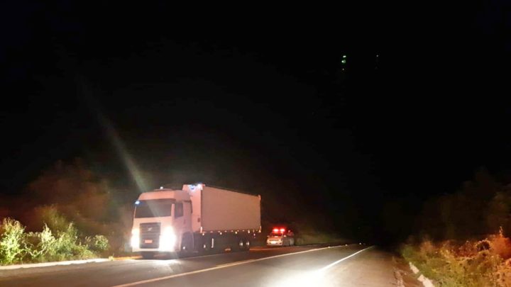 Motorista encontrado morto em cabine de caminhãono Agreste-PE
