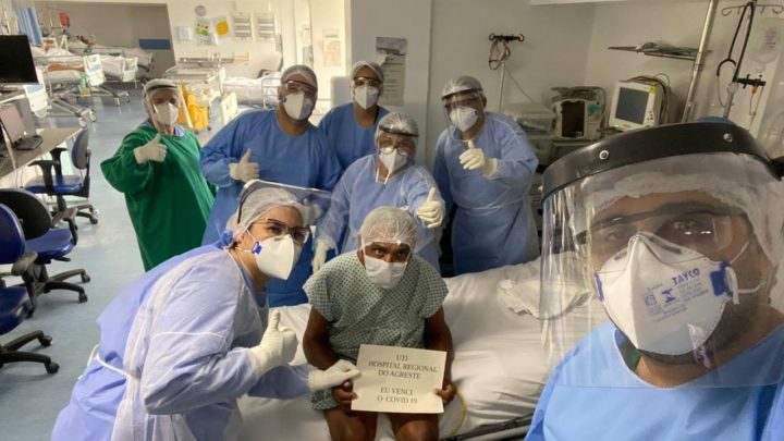 HRA comemora primeira alta da UTI Covid-19