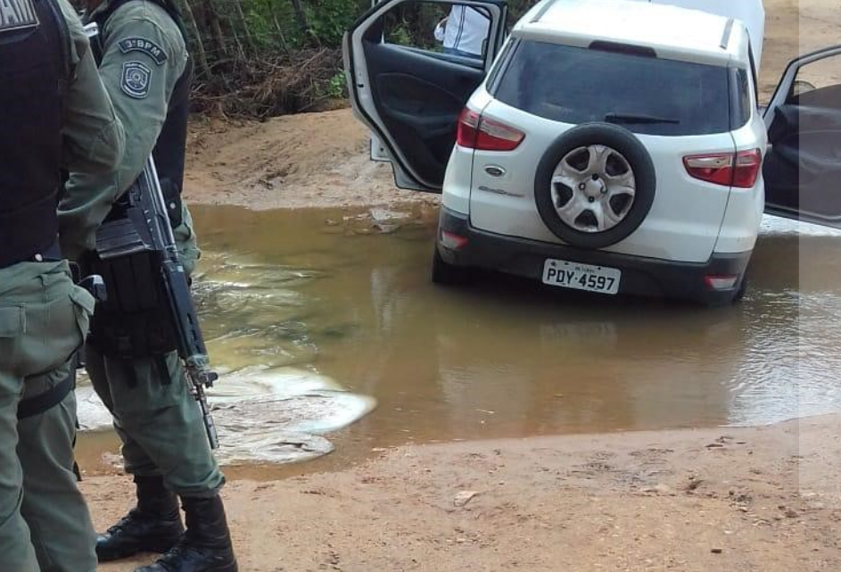 Acusado de arrombar bancos morre em troca de tiros com BEPI e armas são apreedidas Acusado de arrombar bancos morre em troca de tiros com BEPI e armas são apreedidas