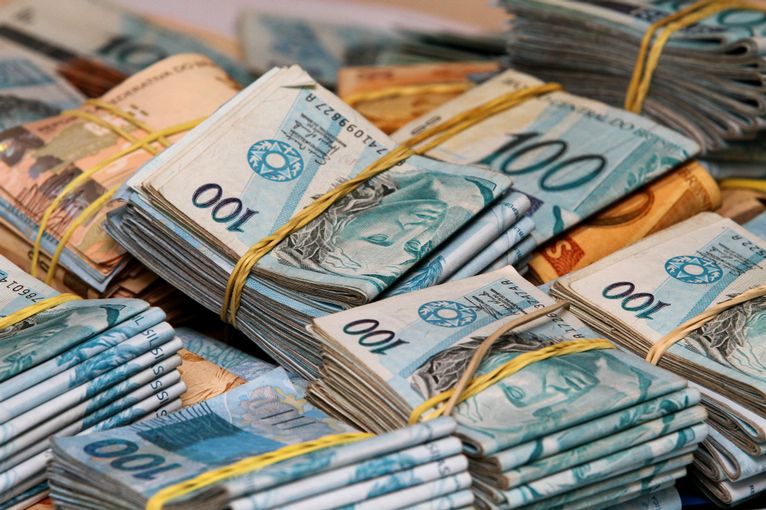 Caruaru recebe mais de 32 milhões de reais para combater coronavírus Caruaru recebe mais de 32 milhões de reais para combater coronavírus