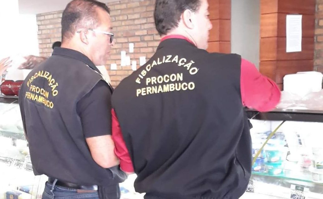 Procon-PE faz fiscalizações em Caruaru durante quarentena mais rígida Procon-PE faz fiscalizações em Caruaru durante quarentena mais rígida