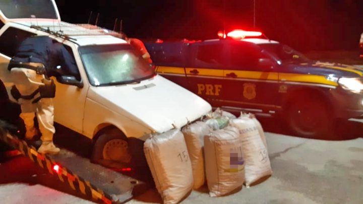 Dois homens detidos com 105 Kg de maconha e um deles pulou do carro em movimento em São Caitano