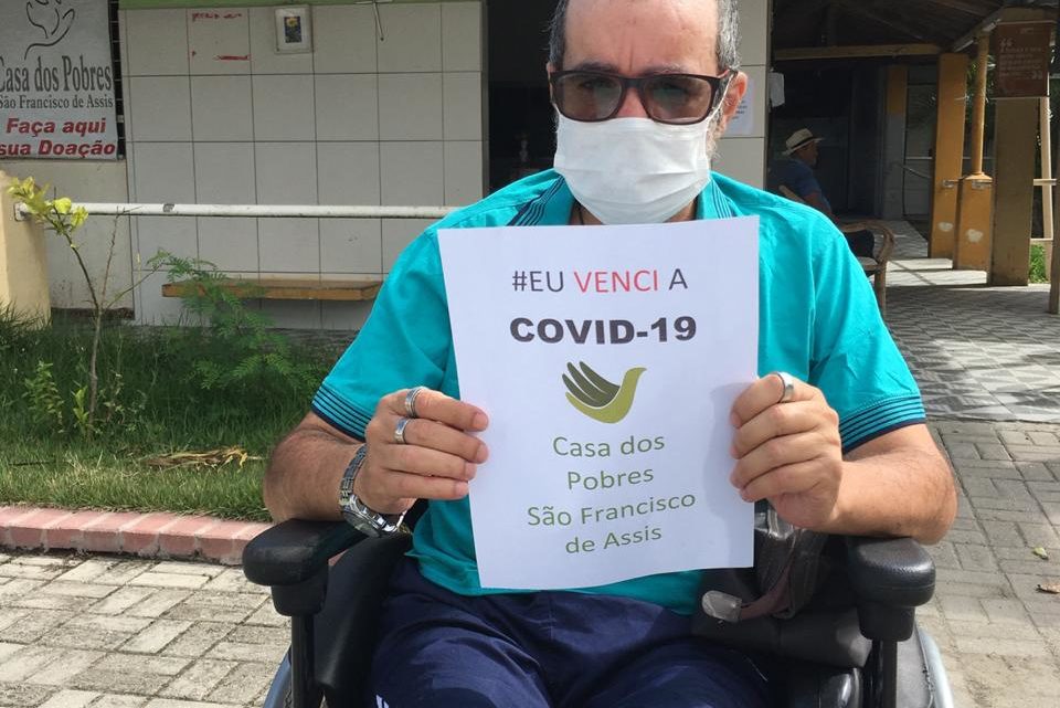 Casa dos Pobres de Caruaru tem 17 idosos recuperados da Covid-19 Casa dos Pobres de Caruaru tem 17 idosos recuperados da Covid-19
