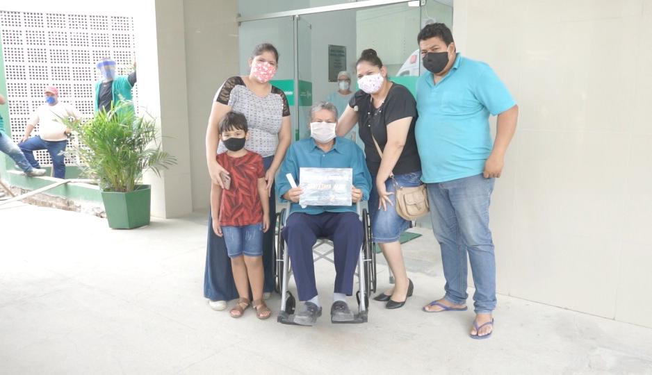 Hospital Manoel Afonso registra 100° paciente recuperado de Covid-19 Hospital Manoel Afonso registra 100° paciente recuperado de Covid-19