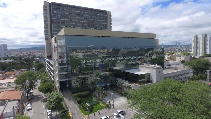 Shoppings Centers podem reabrir segunda (22) menos em Caruaru e outras 84 cidades