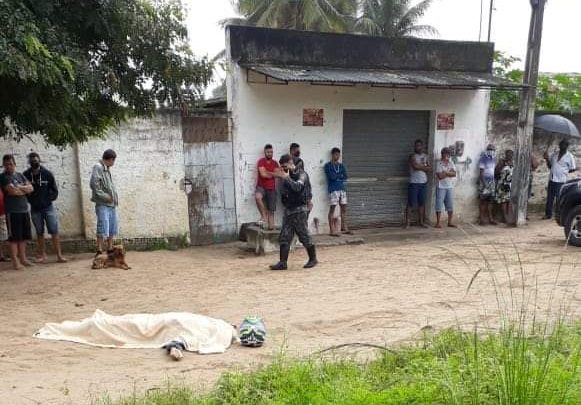 Homem assassinado com vários tiros em Caruaru neste domingo (5)