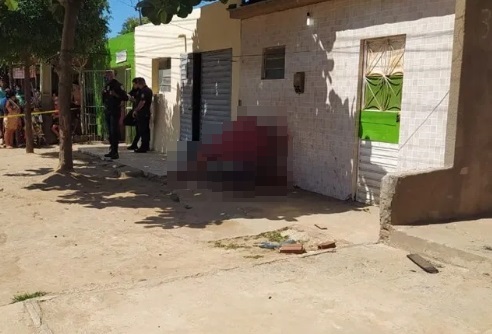 Sete pessoas assassinadas em 24 horas em PE e acidentes deixam duas vítimas fatais Sete pessoas assassinadas em 24 horas em PE e acidentes deixam duas vítimas fatais
