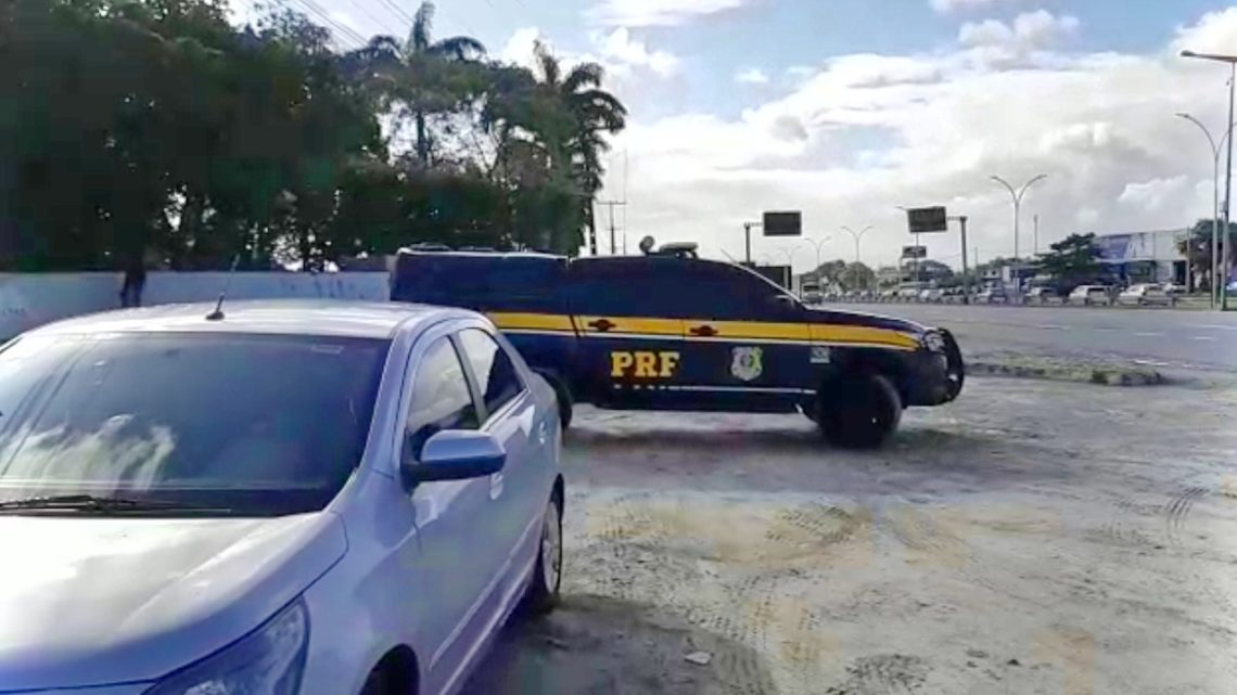 Procurado por homicídio, roubo e tráfico de drogas é detido no Recife com CNH falsa