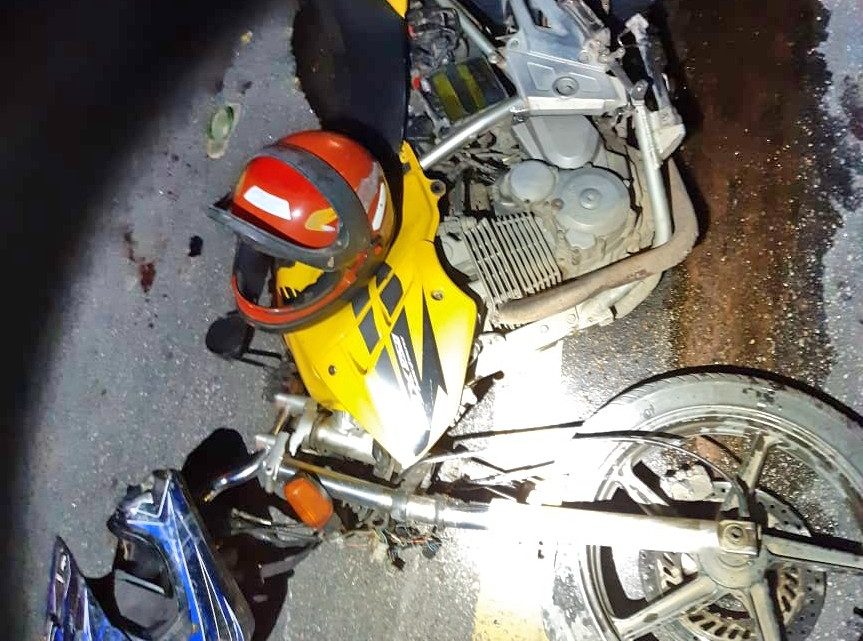 Duas crianças morrem em colisão entre moto e carro na BR-424 em Caetés-PE