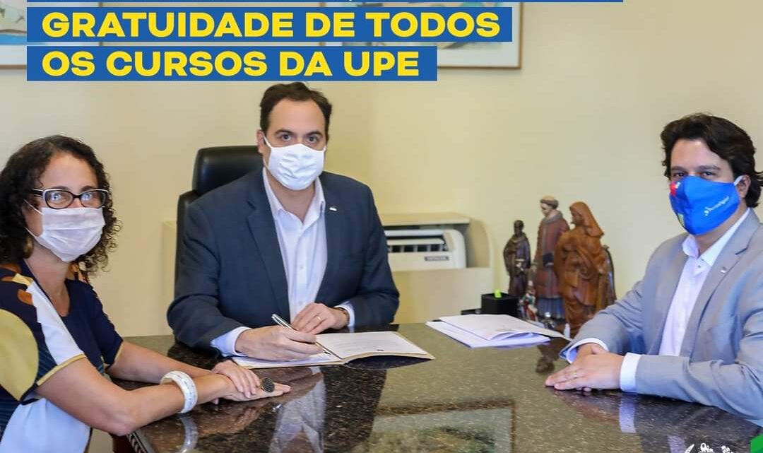 Governo de Pernambuco sanciona lei que garante gratuidade de todos os cursos da UPE