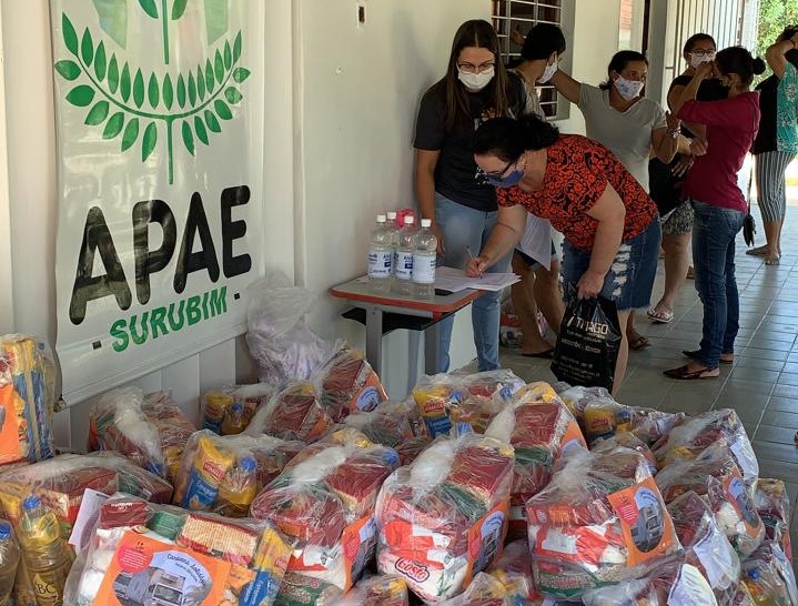Banco de alimentos do Sesc inicia doações de cestas básicas nas cidades pernambucanas Banco de alimentos do Sesc inicia doações de cestas básicas nas cidades pernambucanas
