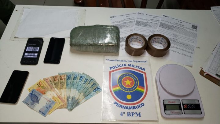 PM  recaptura três fugitivos do Presídio de Limoeiro que estavam na zona rural de Caruaru