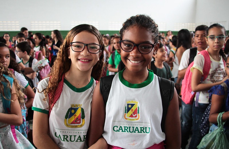 Alunos da rede municipal de Caruaru receberão cartão alimentação Alunos da rede municipal de Caruaru receberão cartão alimentação