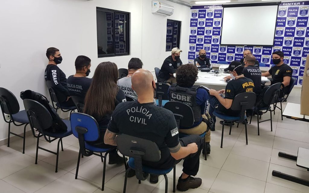 Polícia Civil prende suspeitos de homicídio, tráfico e roubo durante operação em Caruaru