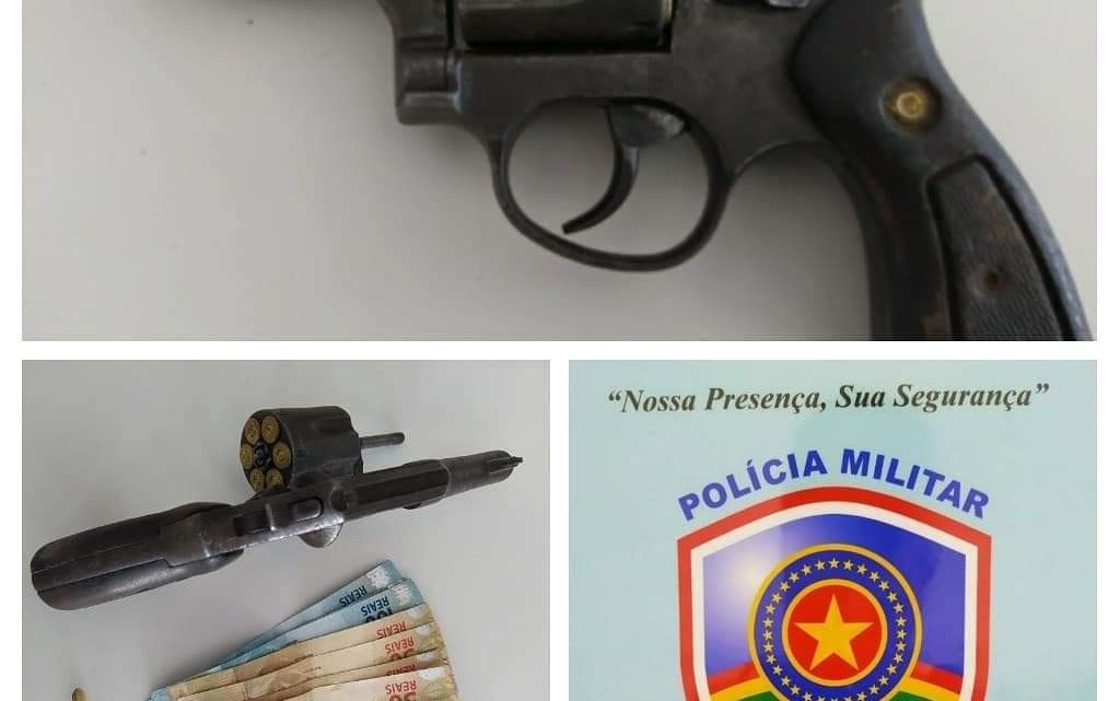 Três suspeitos trocam tiros com policiais militares e um morre Três suspeitos trocam tiros com policiais militares e um morre