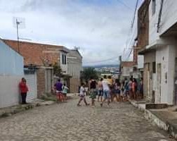 Ex-presidiário é morto a tiros em Caruaru neste sábado (26) Ex-presidiário é morto a tiros em Caruaru neste sábado (26)