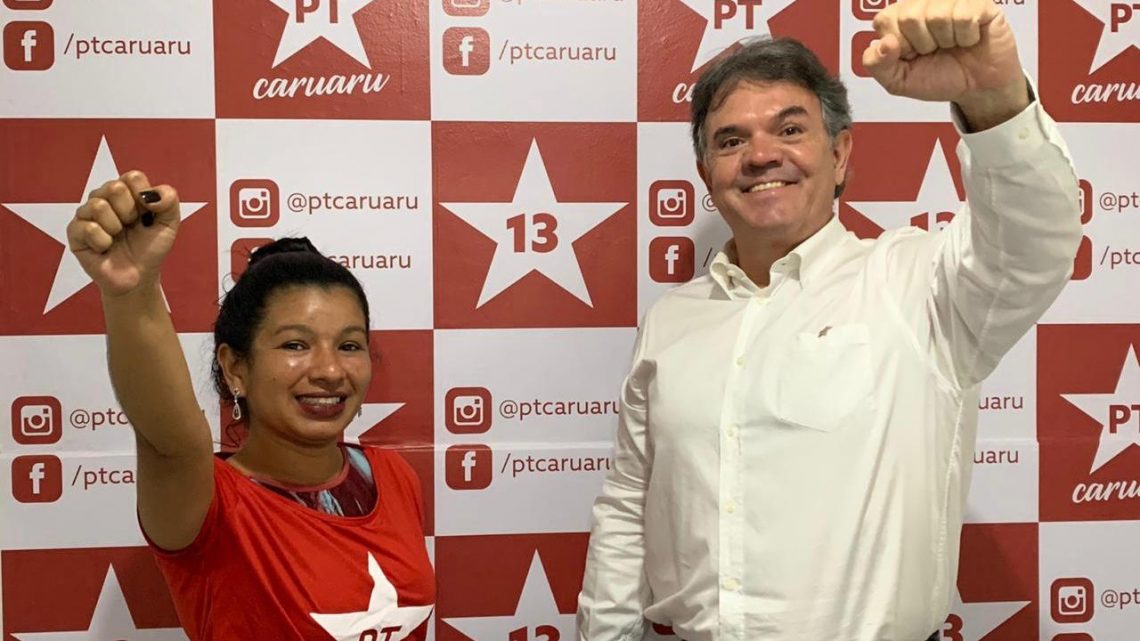 PT oficializa Marcelo Rodrigues e Ingrid Marcella para disputar a Prefeitura de Caruaru PT oficializa Marcelo Rodrigues e Ingrid Marcella para disputar a Prefeitura de Caruaru