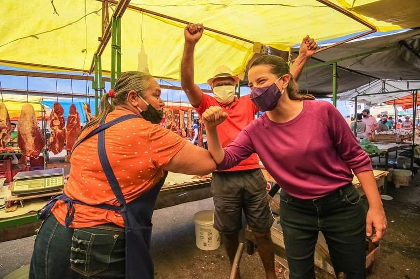 Raquel começa campanha na Feira do Salgado, Monte Bom Jesus e Via Parque