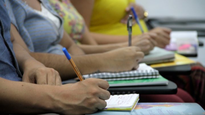 FormaSus-PE oferta de 208 bolsas de estudo integrais em cursos técnicos de saúde