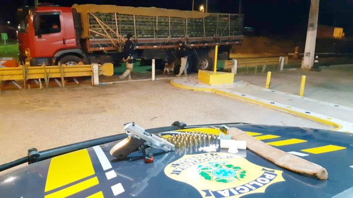 Homens são detidos com pistola munições e rebites na BR 232 em Pernambuco