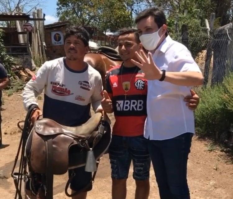 Raffiê faz visita nesse domingo (18) na zona rural de Caruaru Raffiê faz visita nesse domingo (18) na zona rural de Caruaru