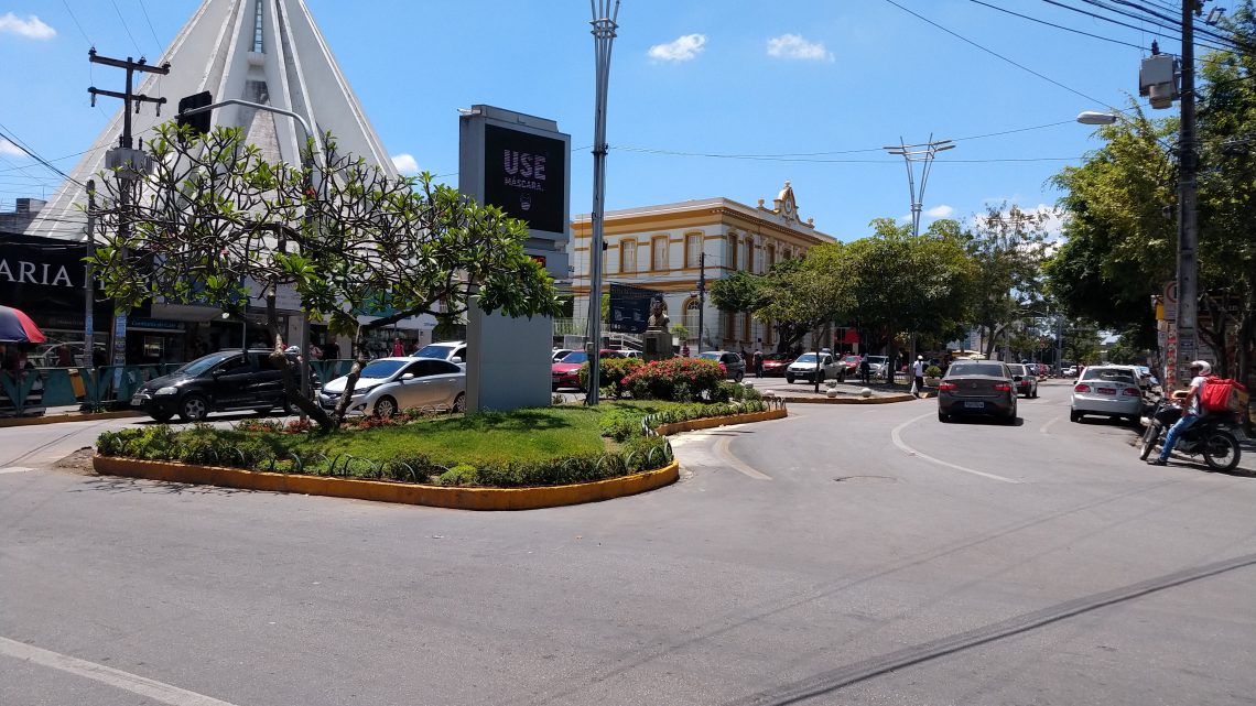 Comércio de Caruaru pode abrir no feriado de segunda-feira (12) desde que cumpra normas coletivas Comércio de Caruaru pode abrir no feriado de segunda-feira (12) desde que cumpra normas coletivas