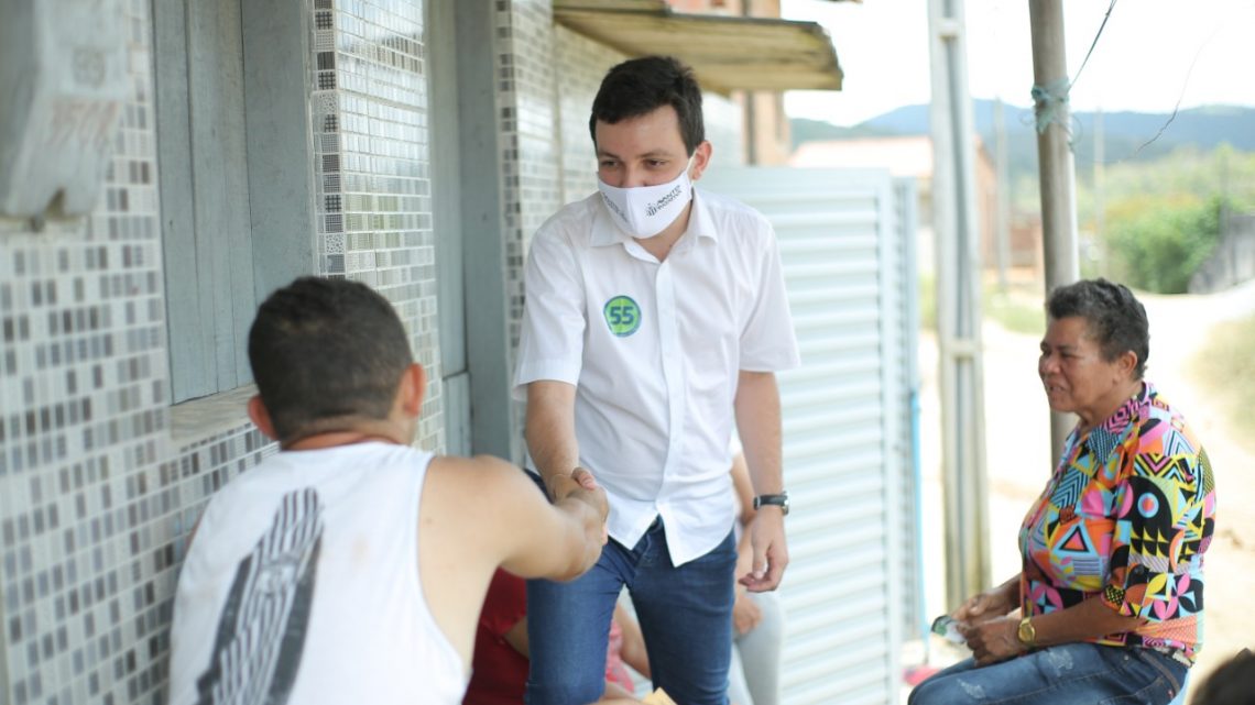 Raffiê pretende pavimentar estradas de acesso a Lajedo do Cedro e Pau Santo Raffiê pretende pavimentar estradas de acesso a Lajedo do Cedro e Pau Santo