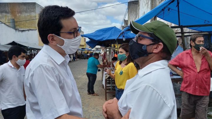 Raffiê visita Feira do São Francisco em Caruaru