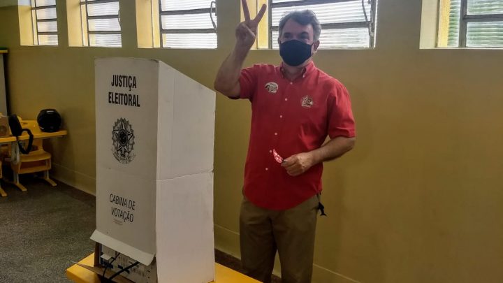 Marcelo Rodrigues vota e relembra trajetória da campanha