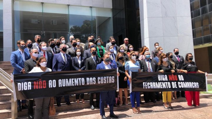 OAB Caruaru participa de ato contra aumento das custas judiciais