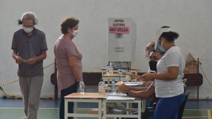 Mais de 120 urnas apresentam problema em Pernambuco