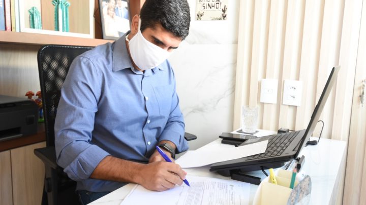 Pagamento de funcionários de terceirizada solicitado por Lessa começa a ser feito