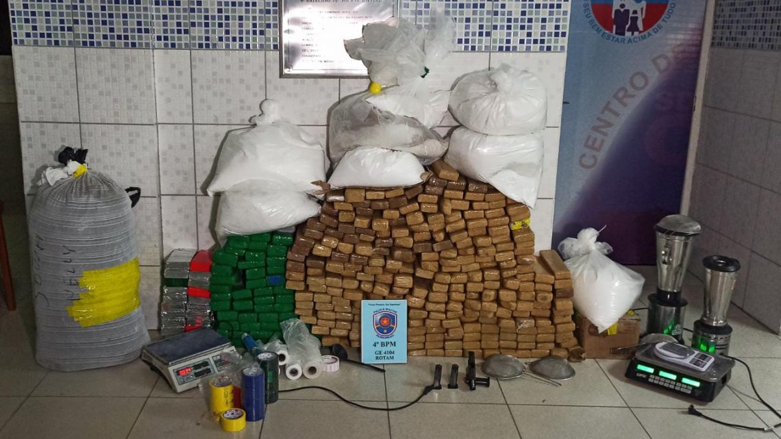 PM apreende quase meia tonelada de entorpecentes em Caruaru