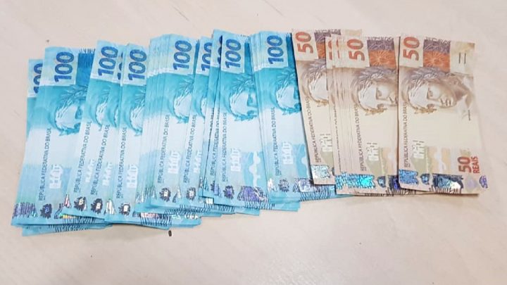 Polícia Federal alerta para o recebimento de notas falsas nas compras de fim de ano