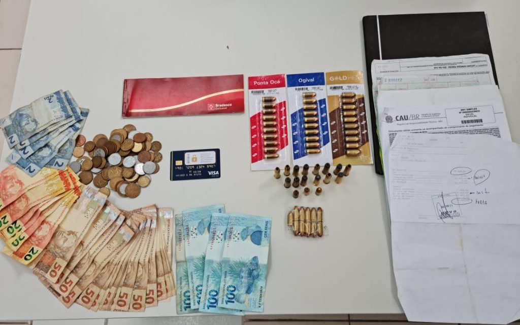 Polícia realiza Operação contra tráfico de drogas, tráfico de armas e lavagem de dinheiro em várias cidades Polícia realiza Operação contra tráfico de drogas, tráfico de armas e lavagem de dinheiro em várias cidades