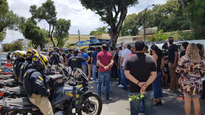 Policial assassinado em Recife é sepultado e irmãos suspeitos de cometer o crime se entregam à polícia