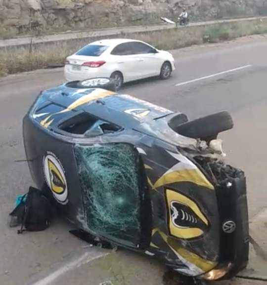Acidente entre carro e moto com vítima fatal na BR 232 em Caruaru Acidente entre carro e moto com vítima fatal na BR 232 em Caruaru