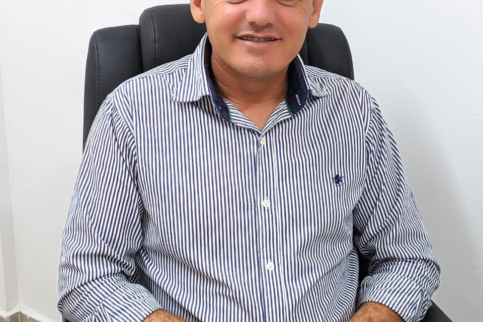 Galego de Lajes solicita Faculdade Municipal; Construção de Passagens Molhadas; Saneamento e Calçamento Galego de Lajes solicita Faculdade Municipal; Construção de Passagens Molhadas; Saneamento e Calçamento
