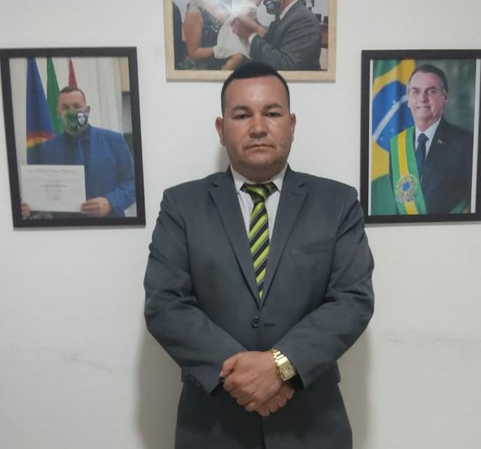 Vereador Cabo Cardoso solicita criação de área verde; implantação de câmera de vigilância e calçamento Vereador Cabo Cardoso solicita criação de área verde; implantação de câmera de vigilância e calçamento