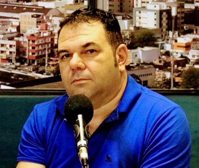 Morre radialista Guilherme Andrade, vítima de covid-19 Morre radialista Guilherme Andrade, vítima de covid-19