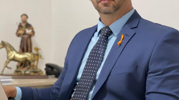 Sancionada a Lei de autoria do vereador Anderson Correia que institui o Abril Laranja