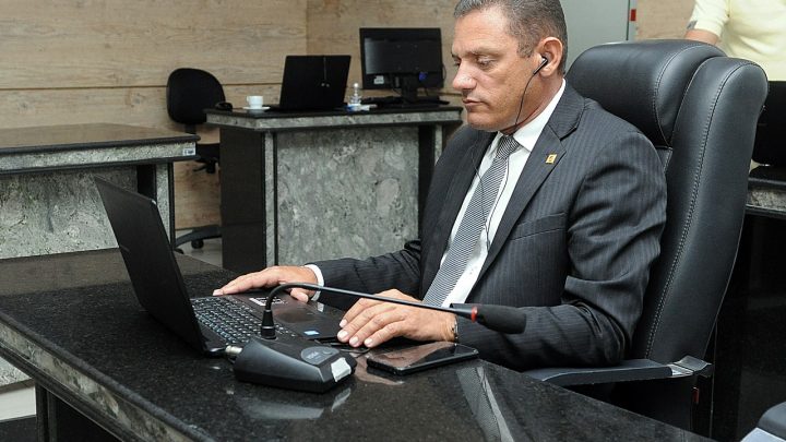 Vereador Galego de Lajes solicita melhorias para cidade e zona rural de Caruaru