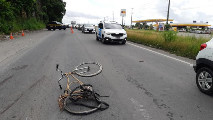Ciclista morre após colisão com carro na BR 101 em Pernambuco
