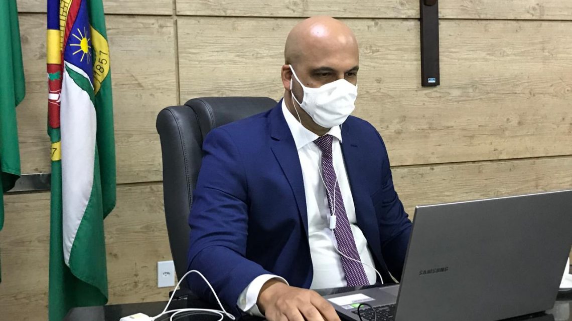 Anderson Correia pede que Comissão de Licitações da prefeitura priorize contratações de microempresas e empresas de pequeno porte sediadas em Caruaru