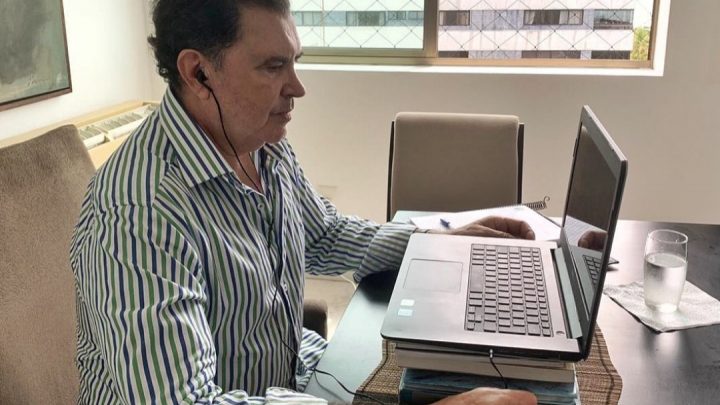 Presidente do DETRAN-PE garante a Tony Gel implantação do DETRAN online em Caruaru
