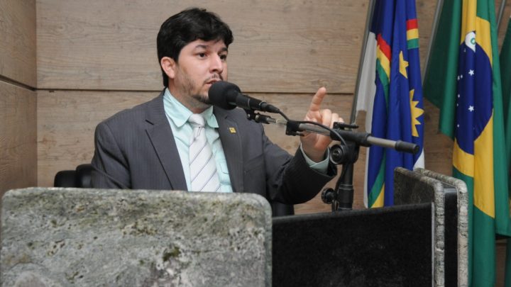 Fagner cobra planejamento da prefeitura de Caruaru na aplicação dos recursos do FPM