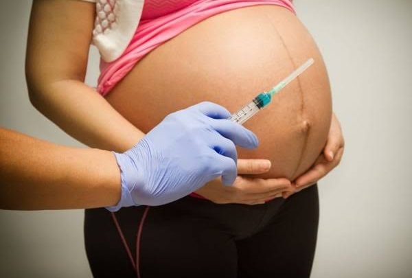 Caruaru suspende vacinação de gestantes com AstraZeneca/ Fiocruz
