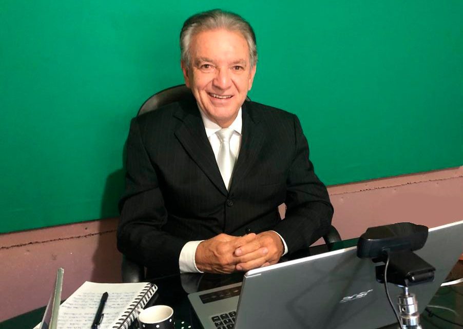 Lula Tôrres pede que a prefeitura aumente o valor destinado a auxílio dos artistas de Caruaru Lula Tôrres pede que a prefeitura aumente o valor destinado a auxílio dos artistas de Caruaru