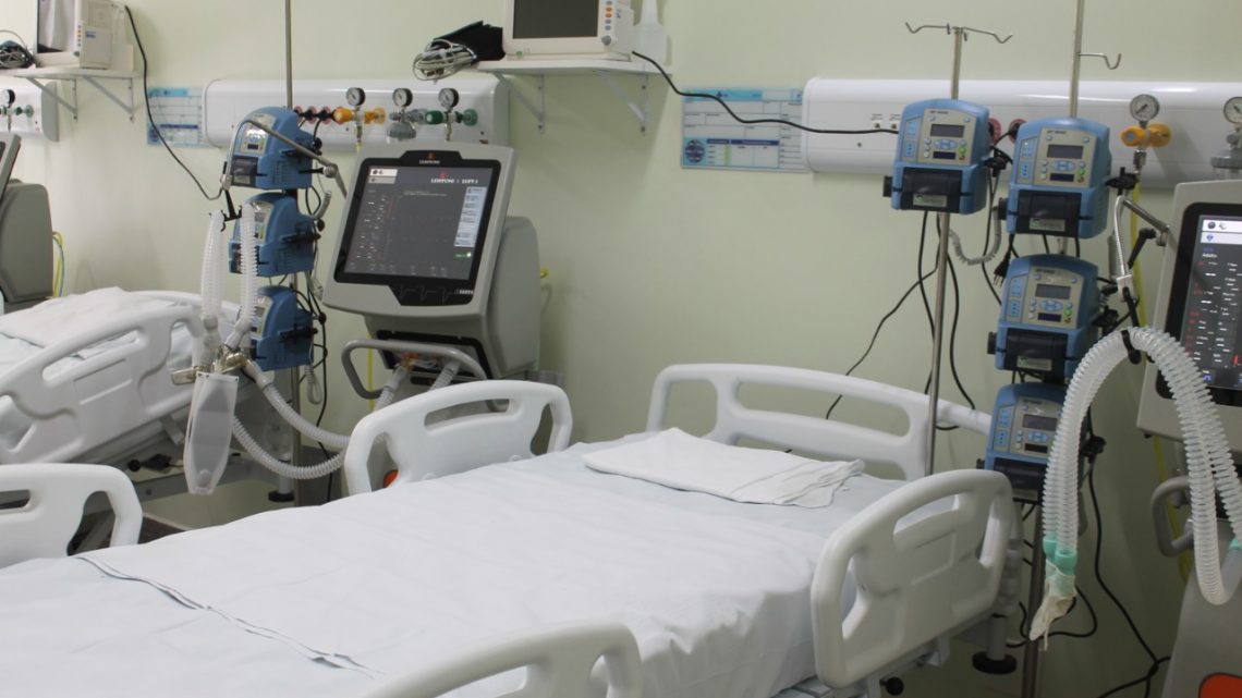 Hospital de Campanha de Caruaru abre novos leitos de UTI Covid nesta quinta-feira (17) Hospital de Campanha de Caruaru abre novos leitos de UTI Covid nesta quinta-feira (17)