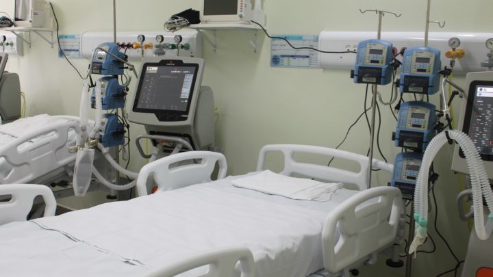 Hospital de Campanha de Caruaru abre novos leitos de UTI Covid nesta quinta-feira (17)